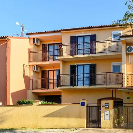 Apartmán Stilvoll Eingerichtete 4 Štinjan